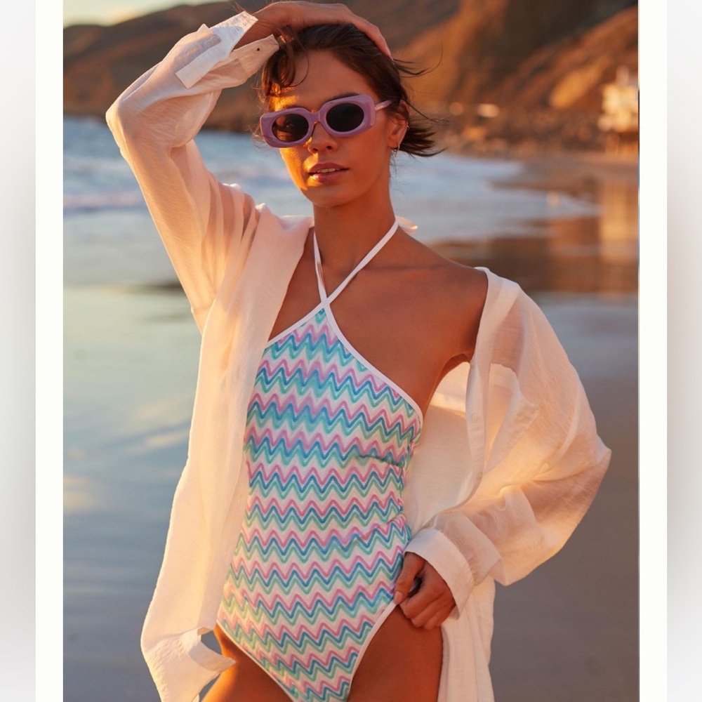 L*SPACE Mirabella One Piece Classic Size M